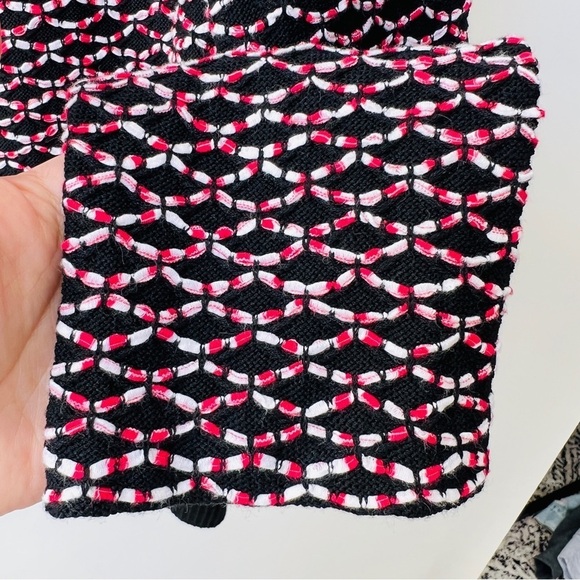 St. John textured Knit jacket, black/red, Size M E26 - Picture 8 of 11